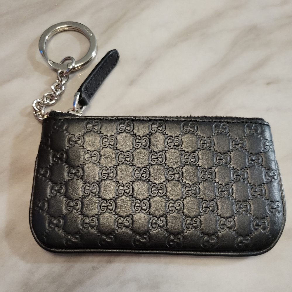 Gucci Microguccisima Leather case with Keychain